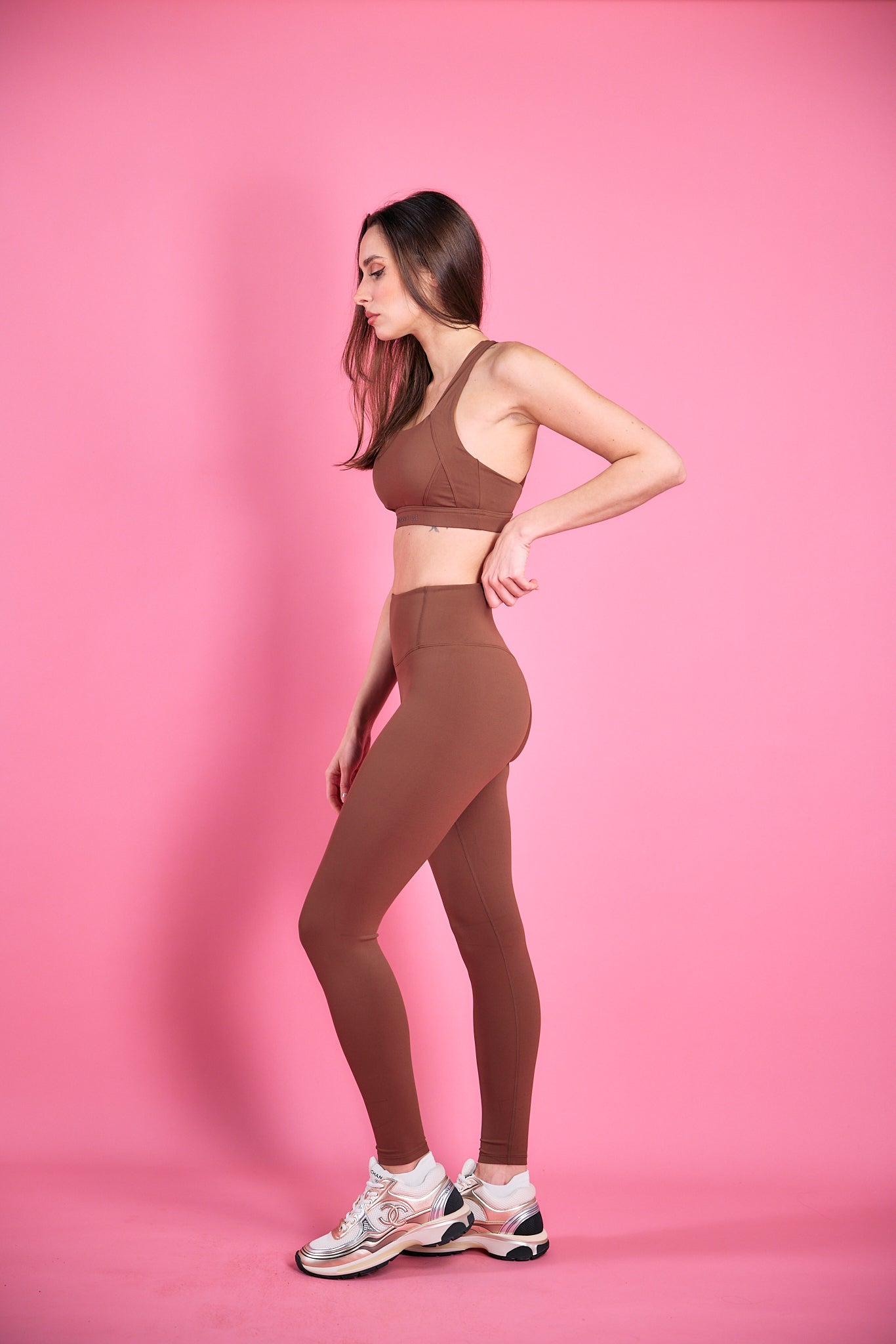 SoftSkin Sculpt MultiWay Sports Bra IN mocha mousse